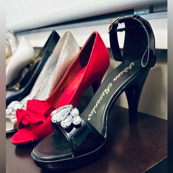 For every colour outfit! 8 Pairs Sz 5.5 & 6 Dressy Heels Pumps AK Melani Guess - Picture 10 of 13